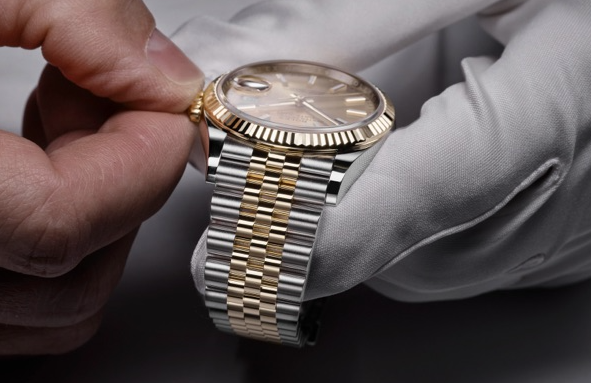 LuxuryofWatches offers Affordable Rolex Deals